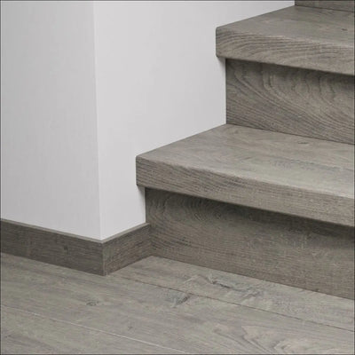 Quick step capture stair cover