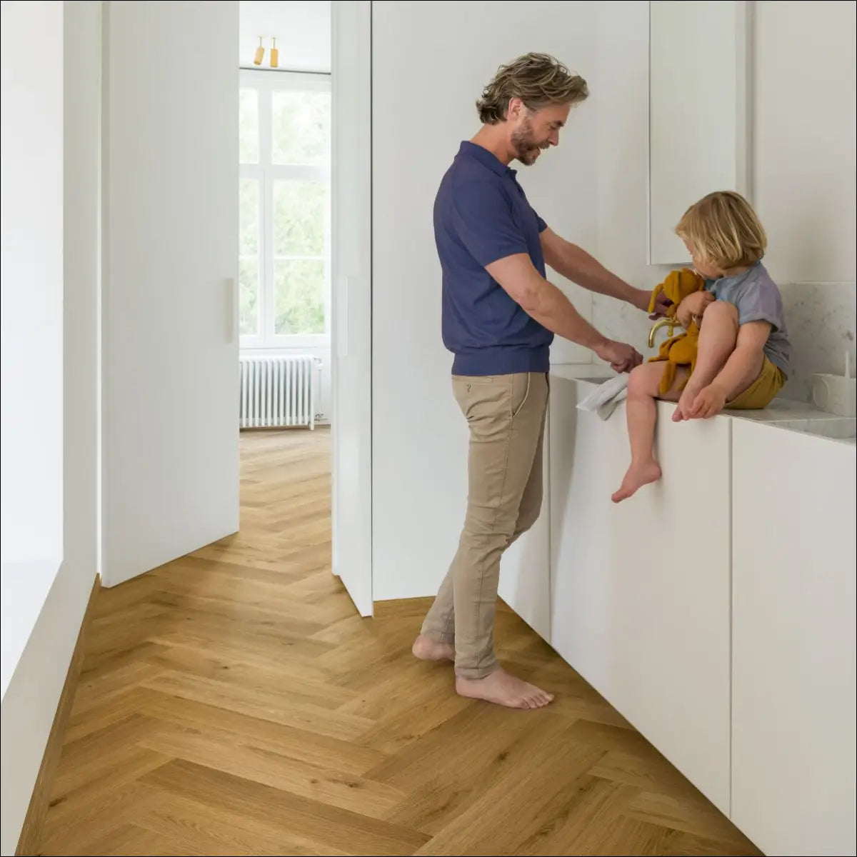 Quick step impressive design cinnamon oak