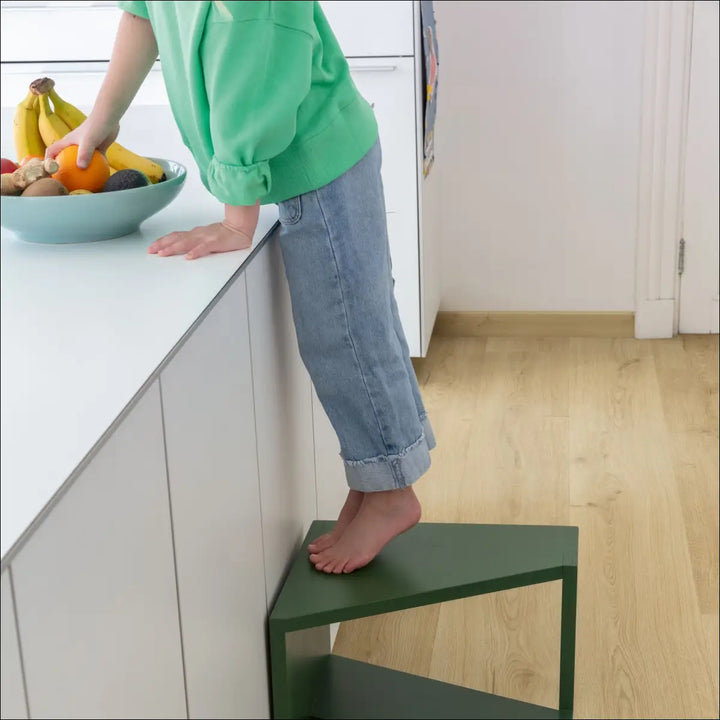 Quick Step Bloom Vinyl Botanic Beige Luxury Vinyl Flooring AVMPU40236 Child Grabbing Fruit