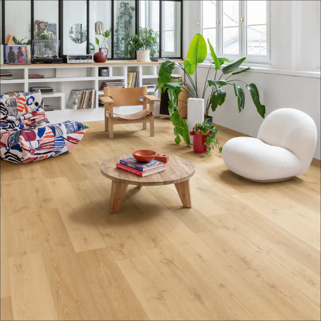 Quick Step Bloom Elegant Oak Natural Luxury Vinyl Flooring | AVMPU40316