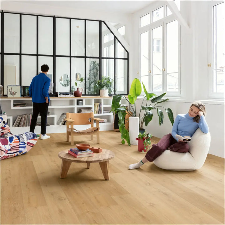 Quick Step Bloom Elegant Oak Natural Luxury Vinyl Flooring | AVMPU40316