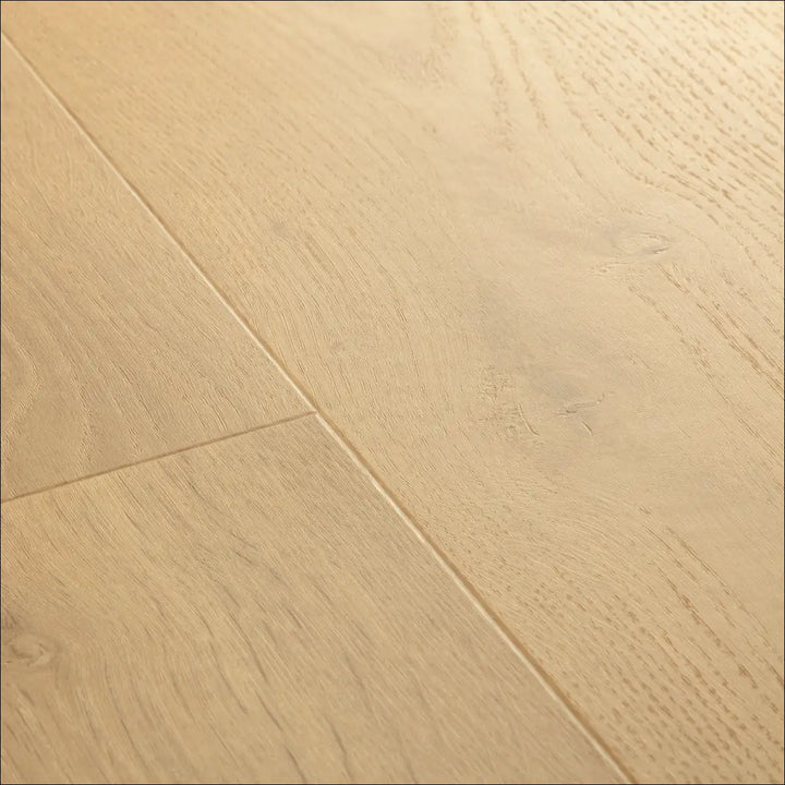 Quick Step Bloom Elegant Oak Natural Luxury Vinyl Flooring | AVMPU40316 Grain Shot