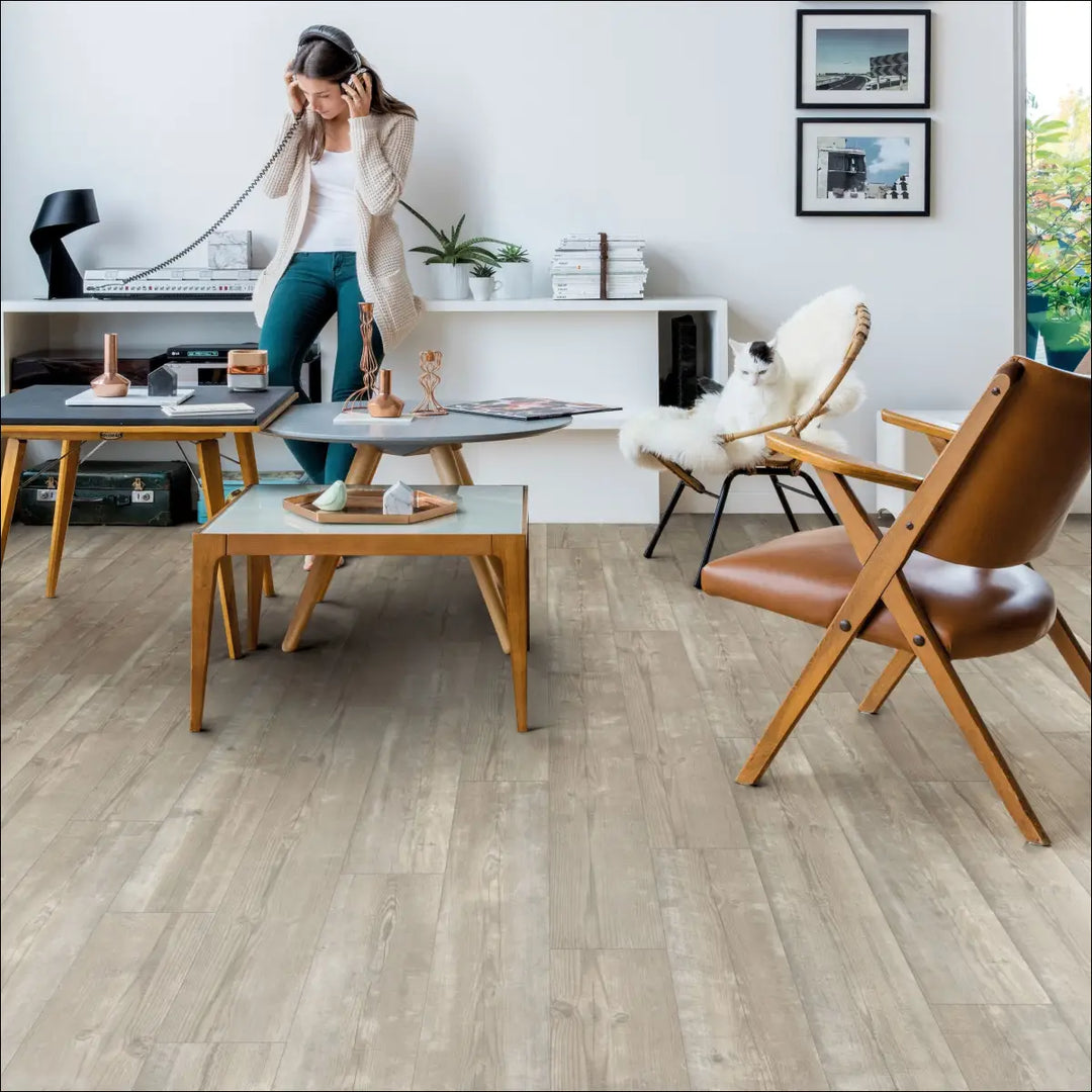 Quick Step Bloom Morning Mist Pine Luxury Vinyl Flooring AVMPU40074