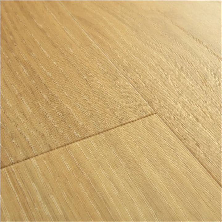 Quick Step Bloom Pure Oak Honey Luxury Vinyl Flooring | AVMPU40098 Grain Shot
