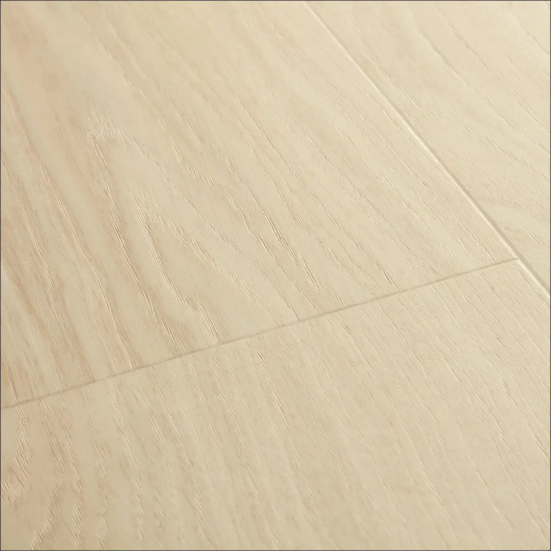 Quick Step Bloom Pure Oak Polar Light Greige Luxury Vinyl Flooring | AVMPU40099 Grain Shot