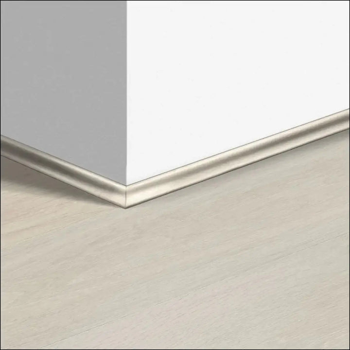 Quick step bloom scotia beading