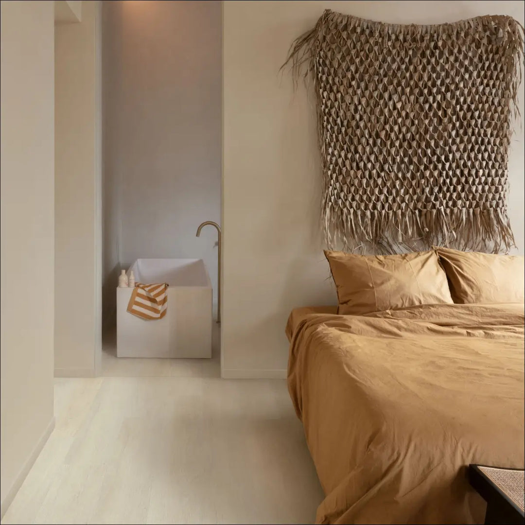 Quick Step Bloom Sea Breeze Oak Light Luxury Vinyl Flooring AVMPU40079 Bedroom