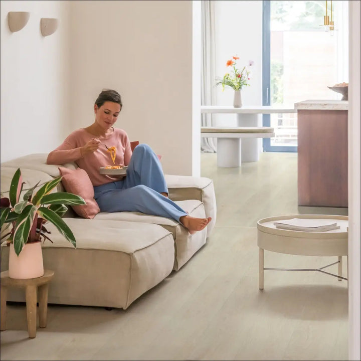 Quick Step Bloom Sea Breeze Oak Light Luxury Vinyl Flooring AVMPU40079 Living Room