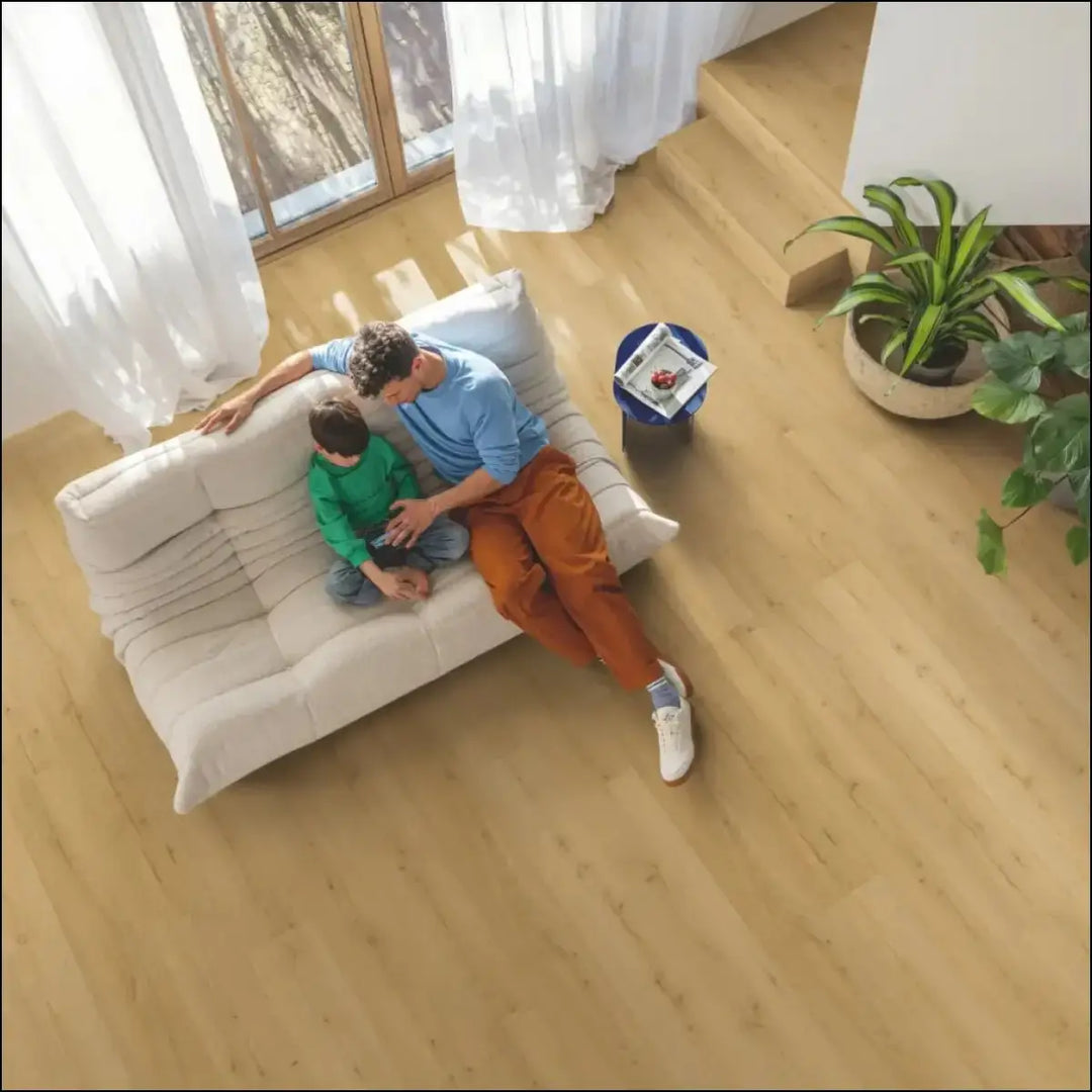 Quick-step bloom vinyl brushed oak honey