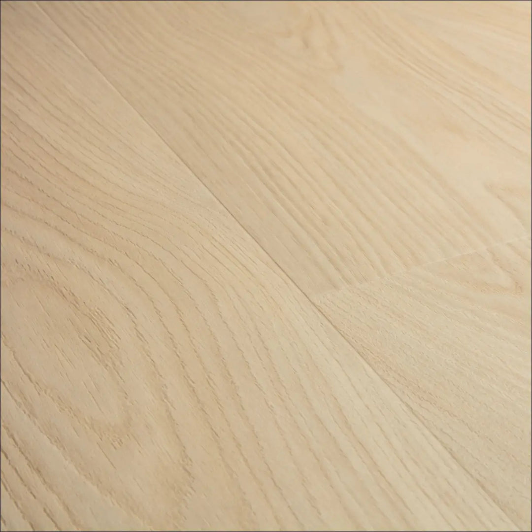 Quick Step Blos Buttermilk Oak Waterproof Luxury Vinyl Flooring | AVSPU40277 Grain Shot