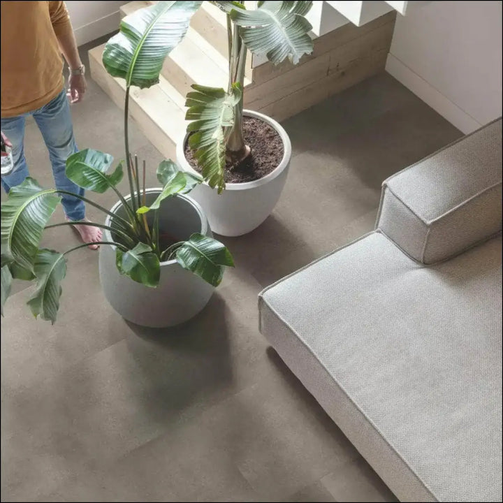 Quick step illume vinyl tile cloudy concrete