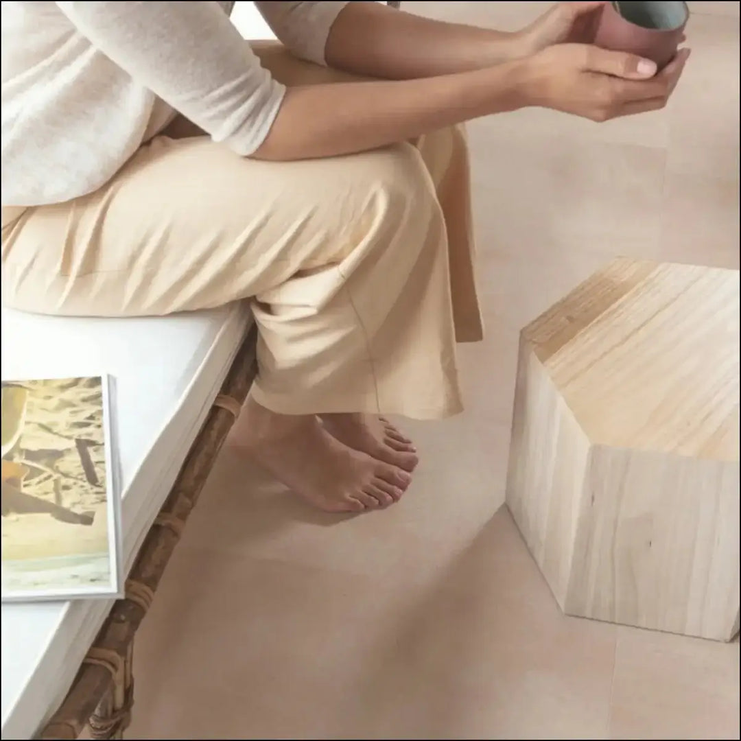 Quick step illume vinyl tile soft blush