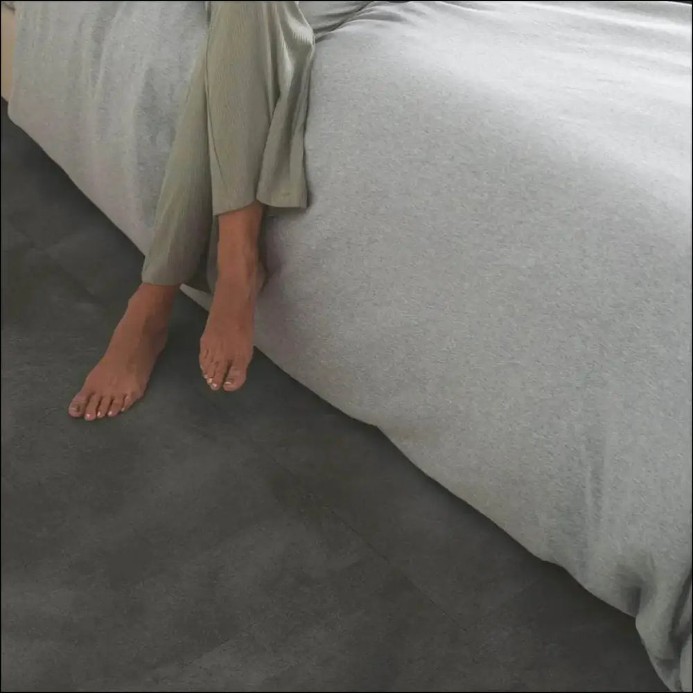 Quick step illume vinyl tile soft graphite