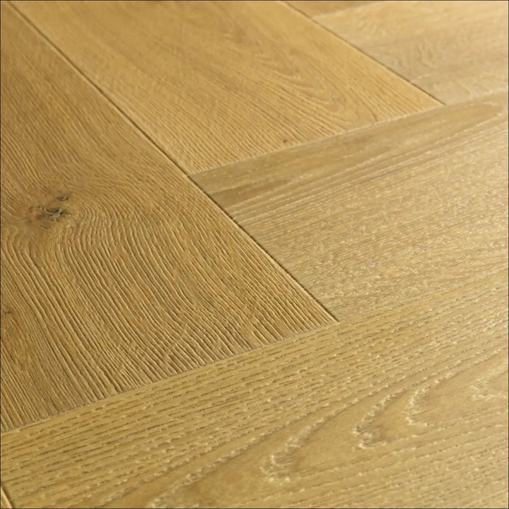 Quick-step impressive design cumin oak hardwood flooring in natural oak color with scratch guard and visible knots