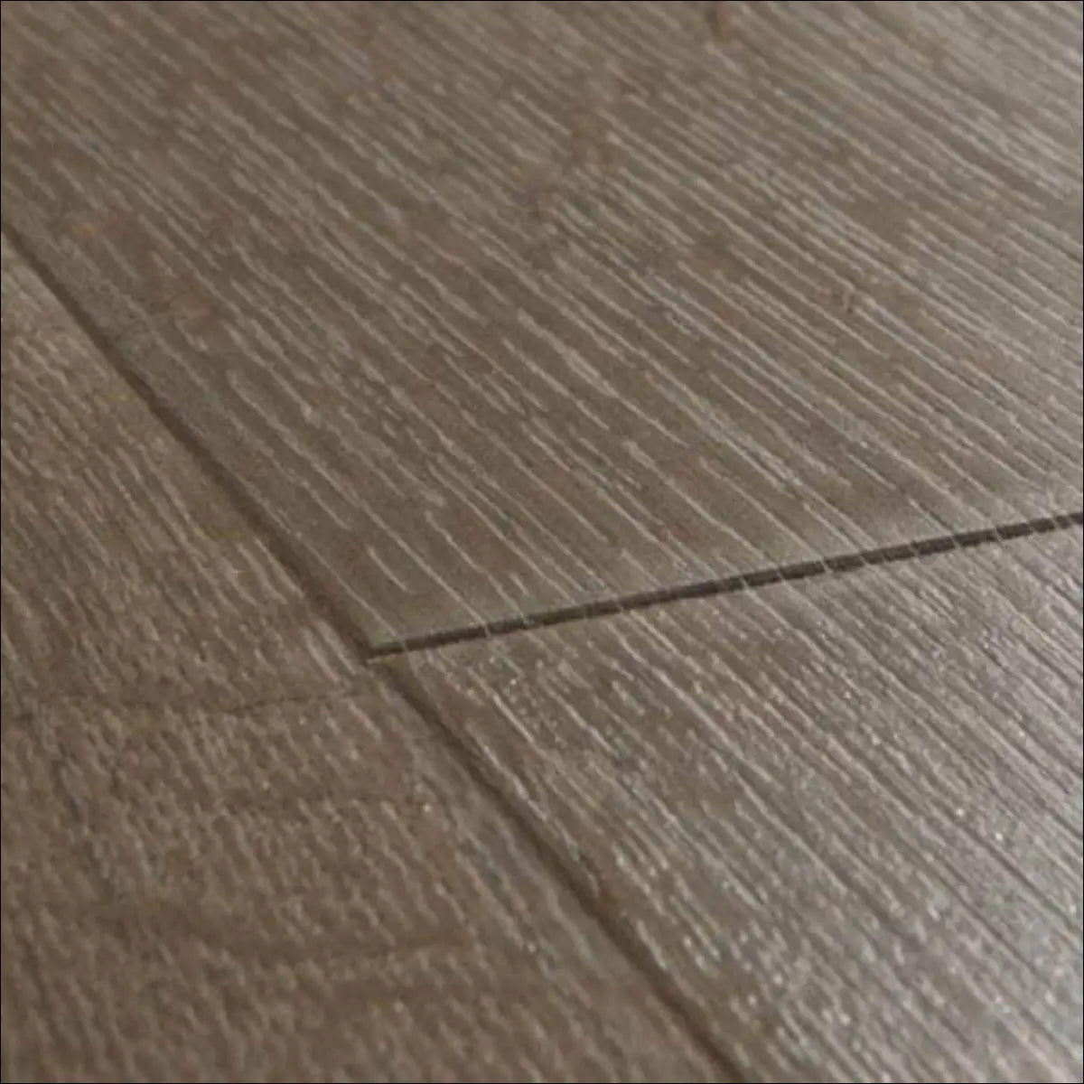 Quick step impressive ultra laminate classic oak brown