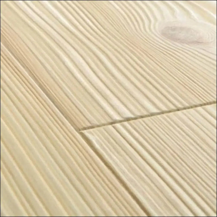 Quick step impressive ultra laminate natural pine
