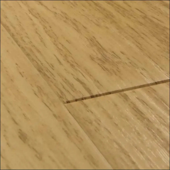 Quick step impressive ultra laminate natural varnished oak
