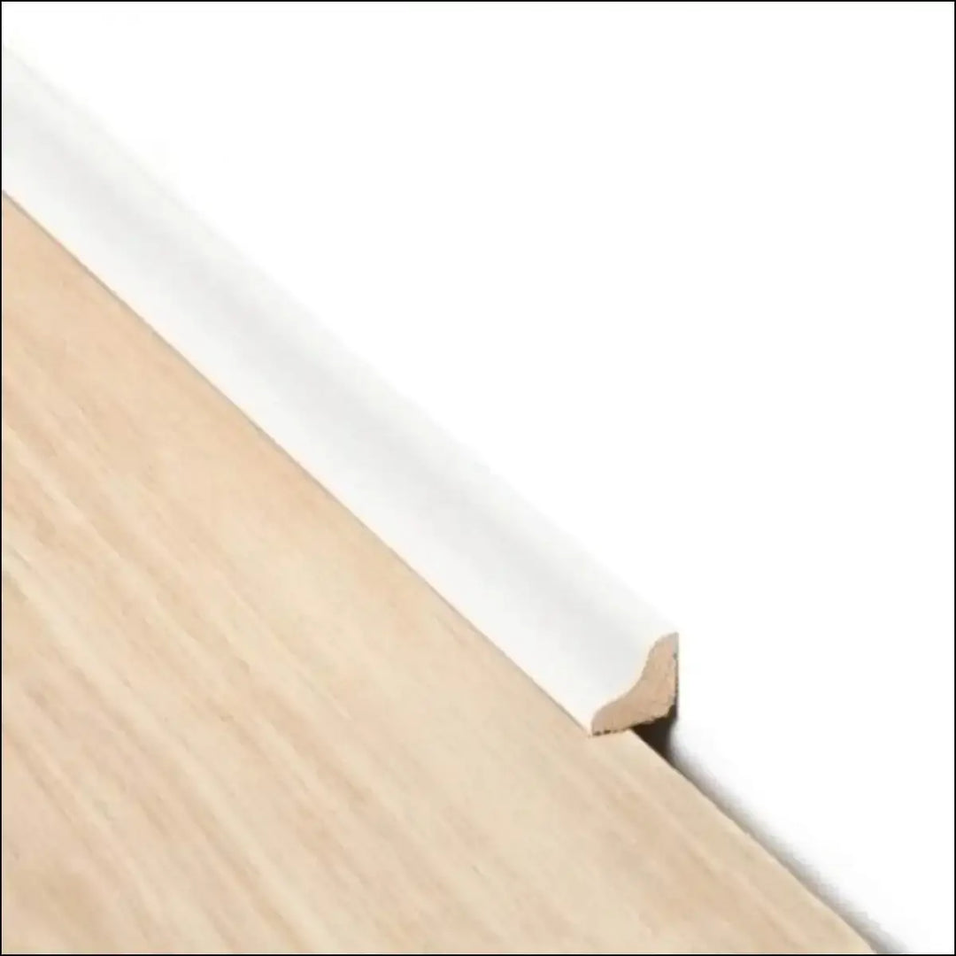 Quick-step white scotia beading