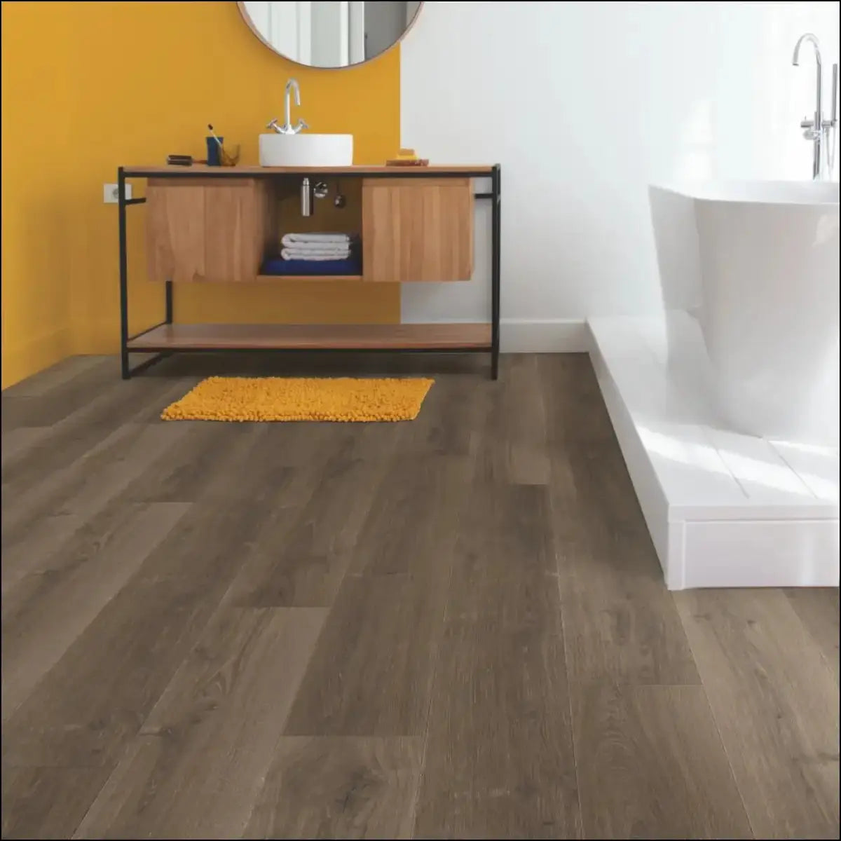 Quickstep capture laminate brushed oak brown