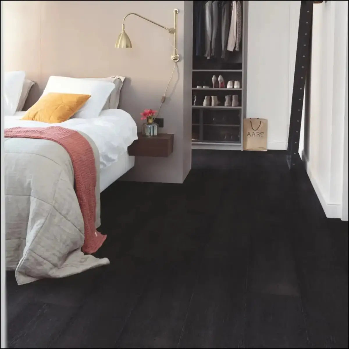Quickstep capture laminate painted oak black