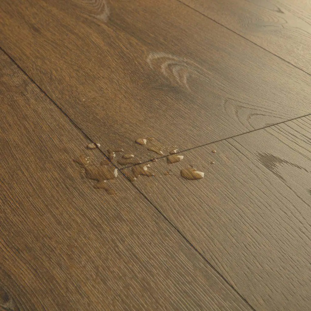 Quickstep classic laminate flooring cocoa brown oak