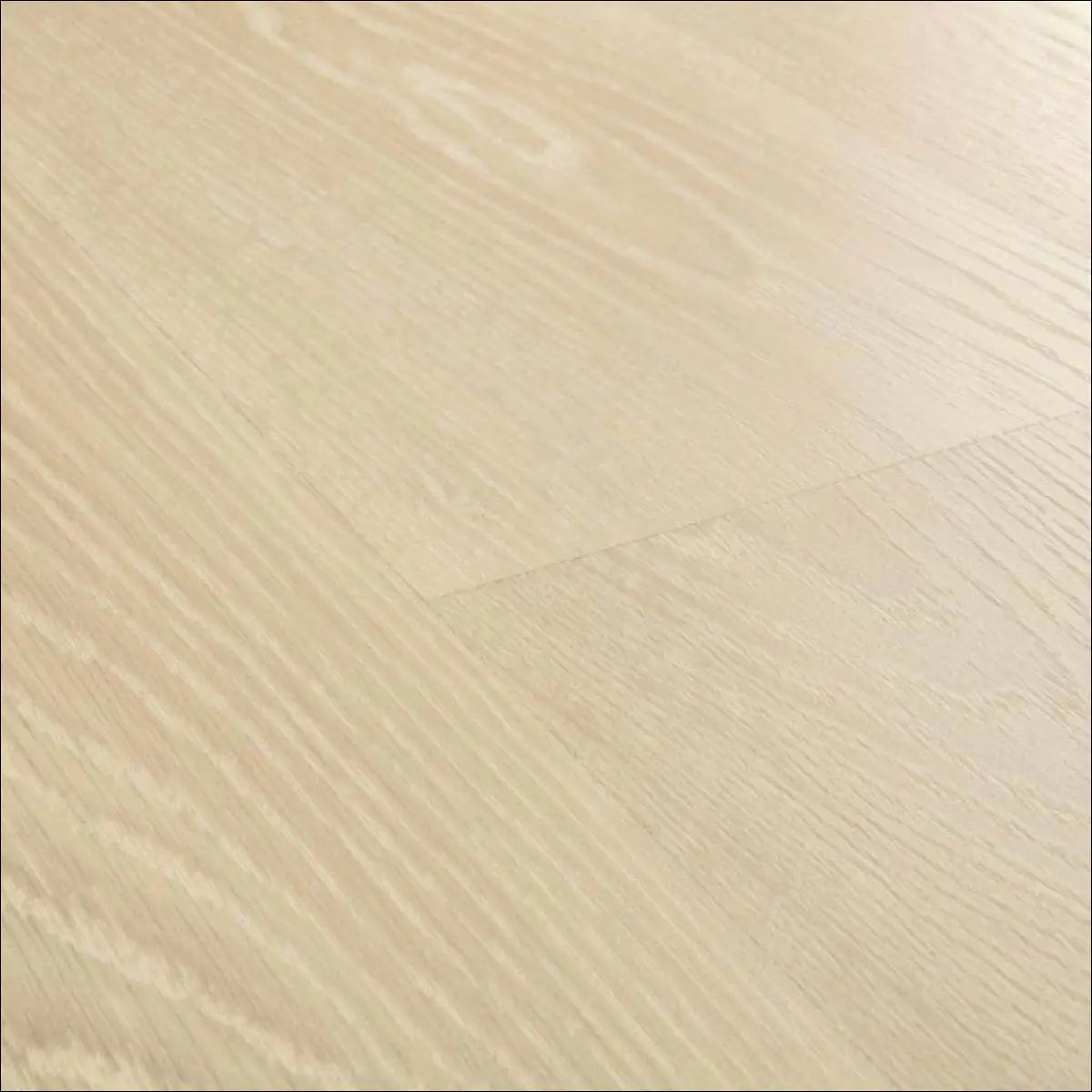 Quickstep classic laminate flooring frosty beige oak