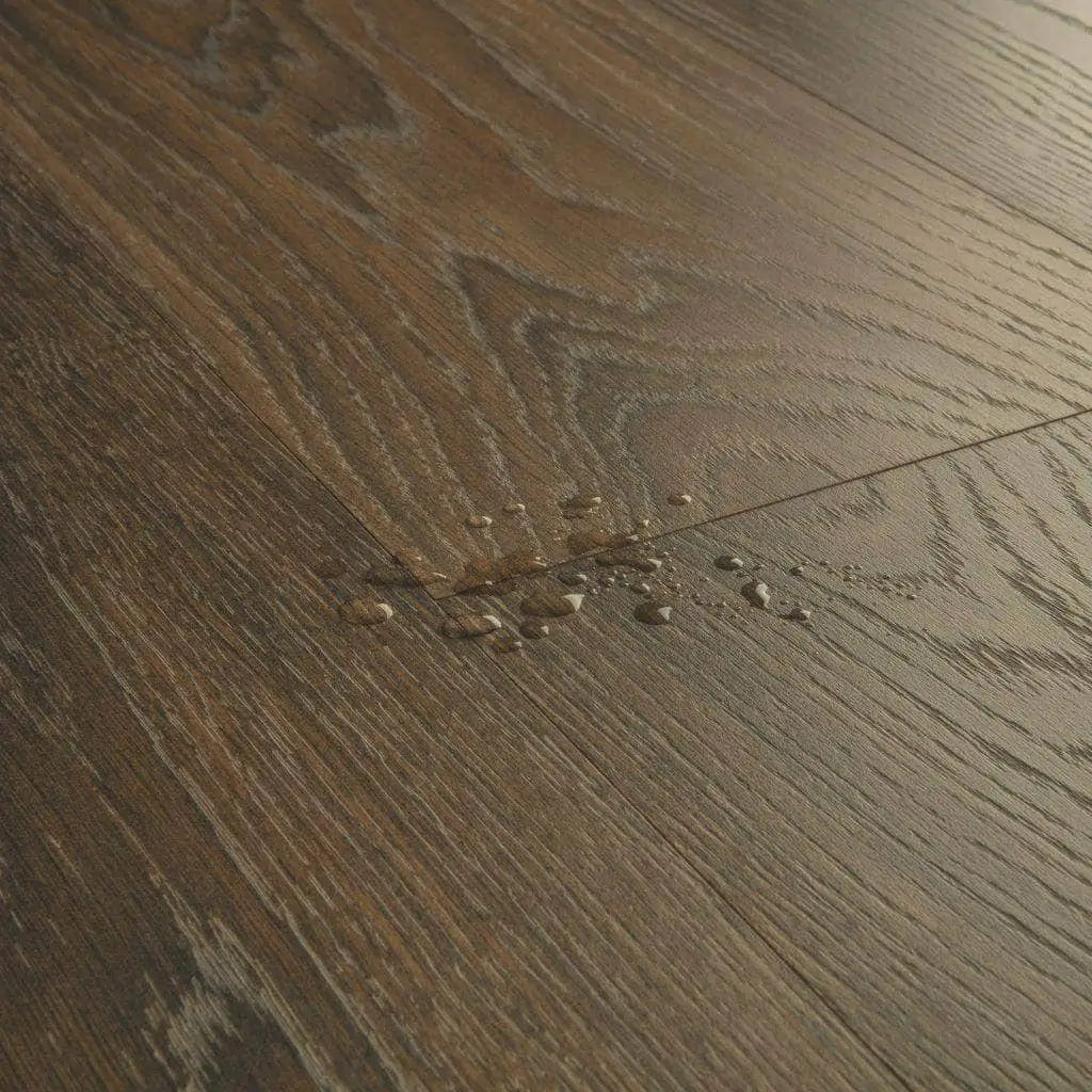 Quickstep classic laminate flooring mocha brown oak
