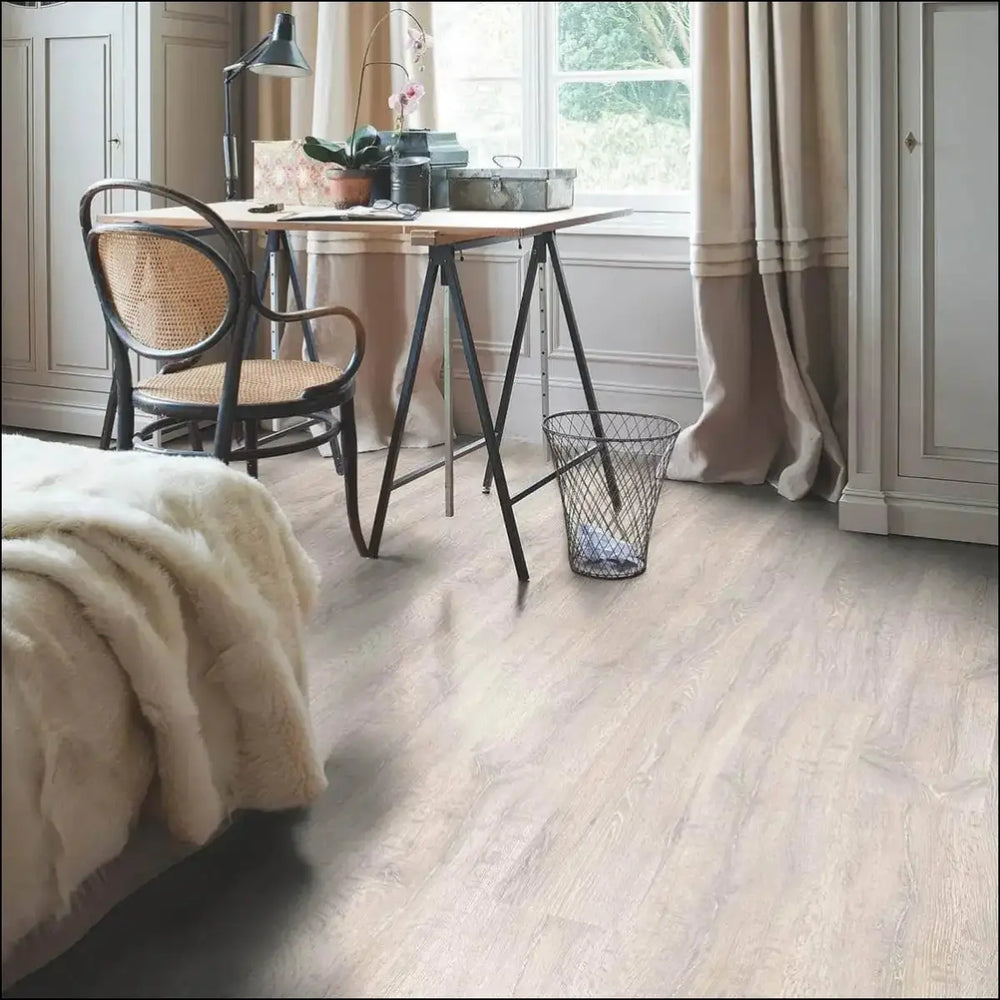Quickstep classic laminate reclaimed white patina oak