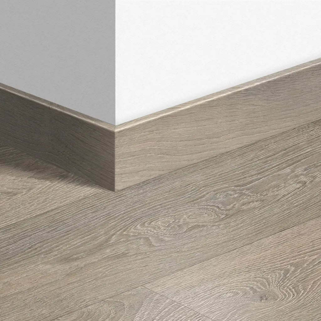 Quickstep classic skirting boards 58 mm - old oak light