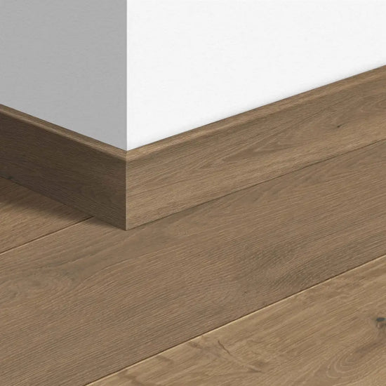 Quickstep compact skirting boards - nutmeg oak oiled 3898 -