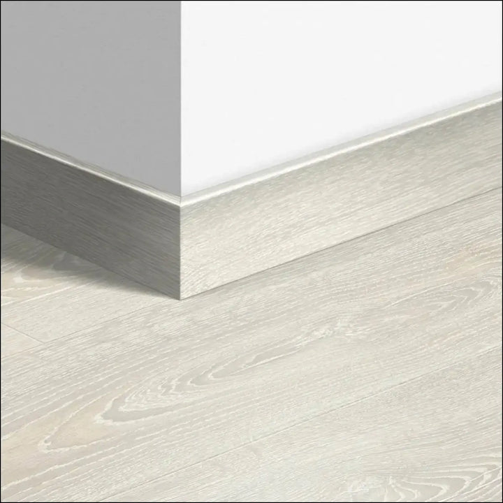 Quickstep impressive skirting boards 77mm